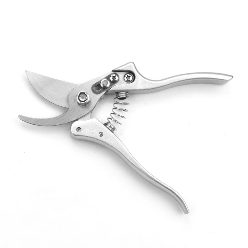 G16 Pruning Shears